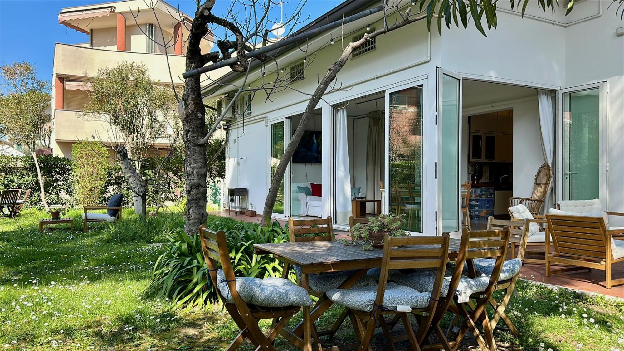 Appartamenti Villa Renata Riccione Buitenkant foto